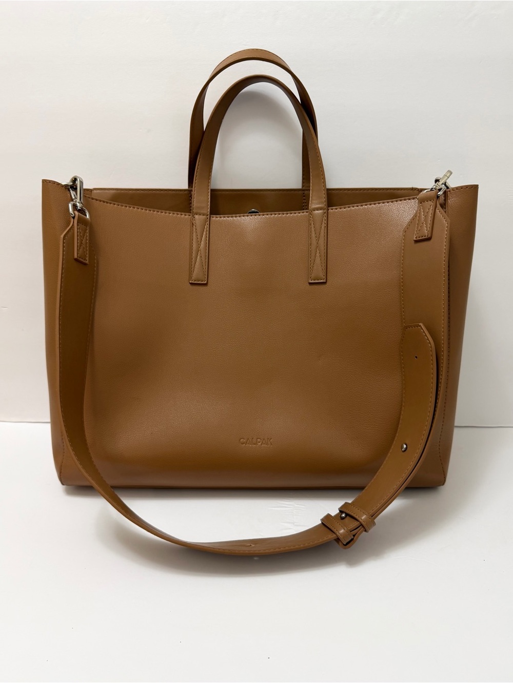 Calpak Haven 16” Laptop Tote Travel Bag Detachable Strap in Toffee - Picture 6 of 16